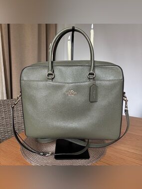 Coach Laptop Bag in Crossgrain Leather Green Crossbody F39022